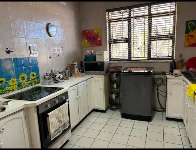 2 BEDROOM HOUSE FOR SALE IN GLENWOOD